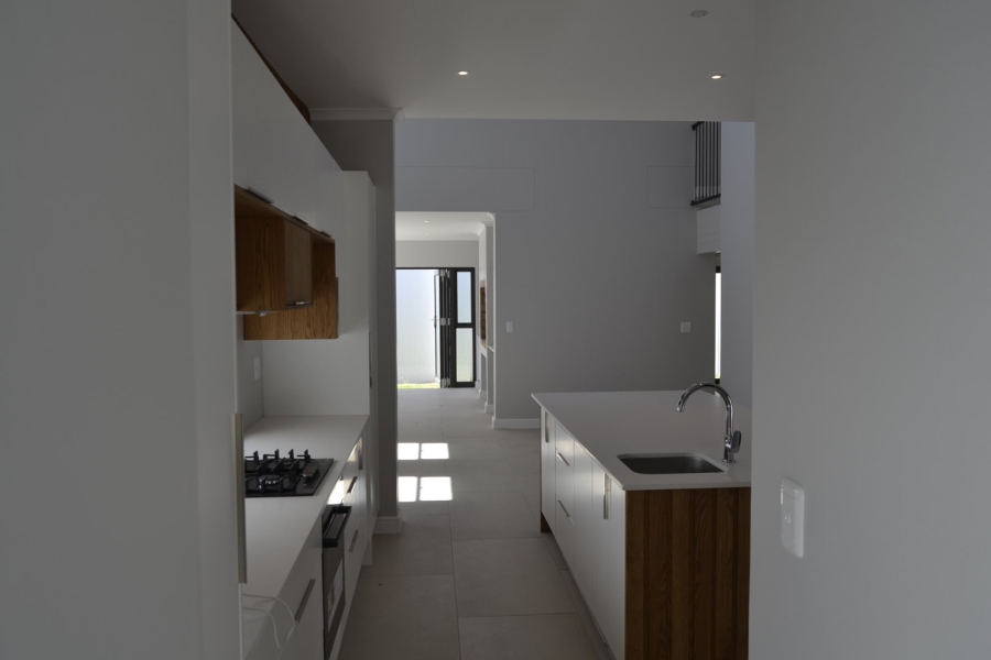 3 Bedroom Property for Sale in Croydon Gardens Estate Western Cape